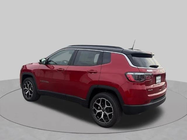 New 2026 Red Hot Pearl-Coat Exterior Paint Jeep Limited image 3