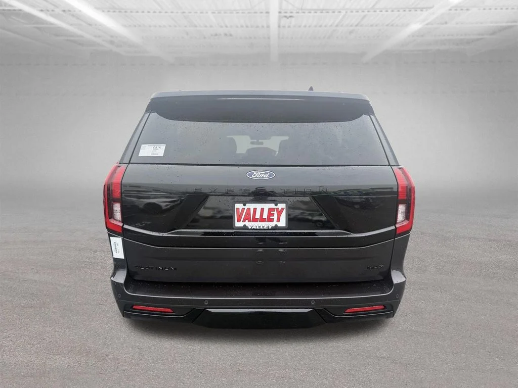 New 2027 Dark Matter Gray Metallic Ford MAX Platinum image 4