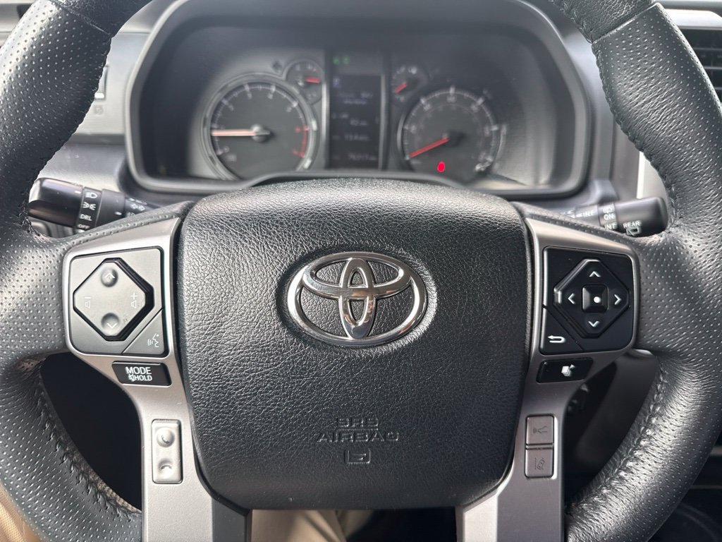 Used 2021  Toyota Trail image 9