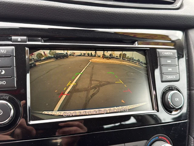 Used 2020 Gray Nissan S image 15