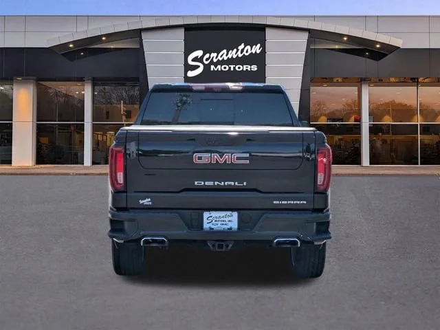 Used 2023 Onyx Black GMC Denali image 4