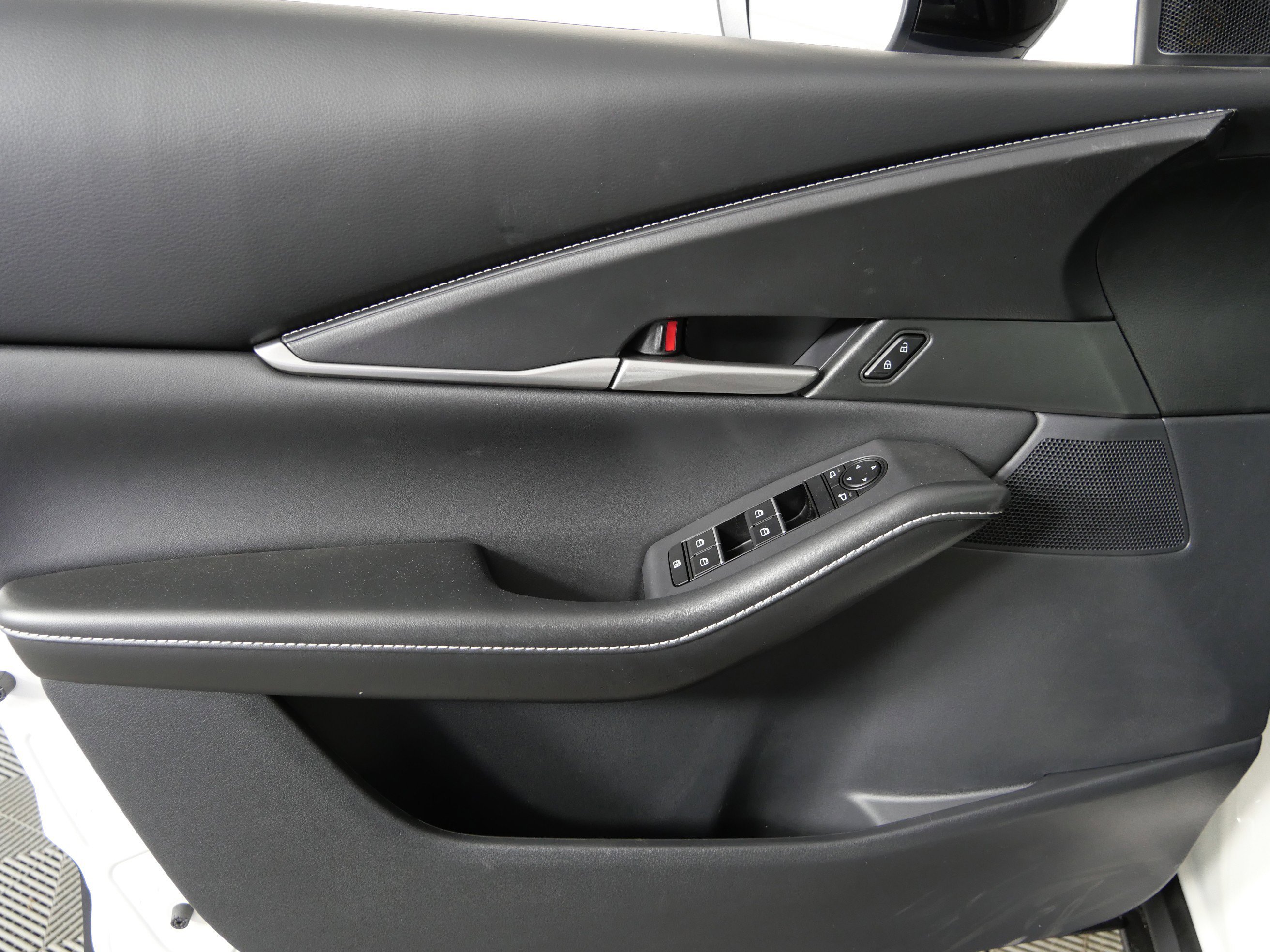 2026 Mazda CX-30 Aire Edition - Photo 21