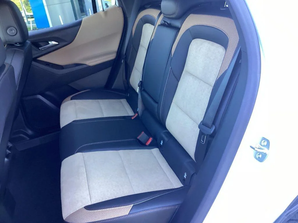 New 2026 Polar White Tricoat Chevrolet ACTIV image 13