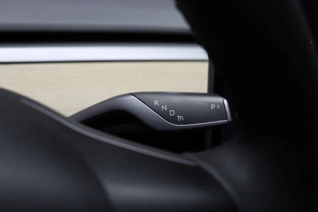 Used 2020 Solid Black Tesla Long Range image 50