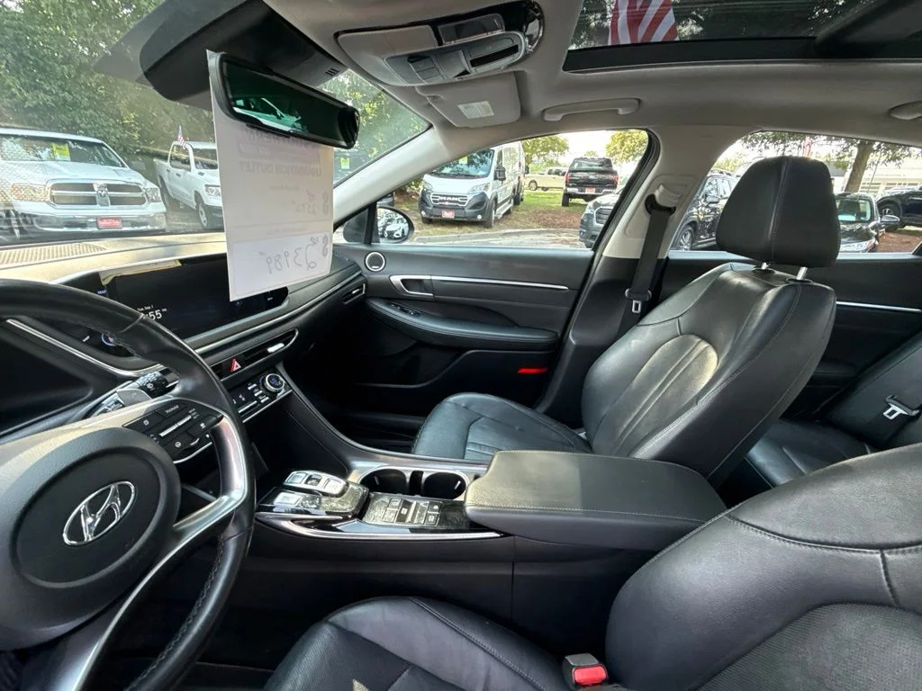 Used 2022 Gray Hyundai Limited image 14