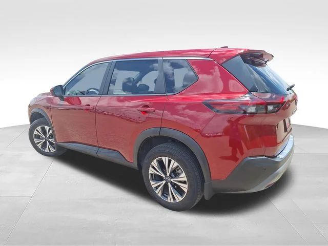 Used 2023 Red Nissan SV image 6