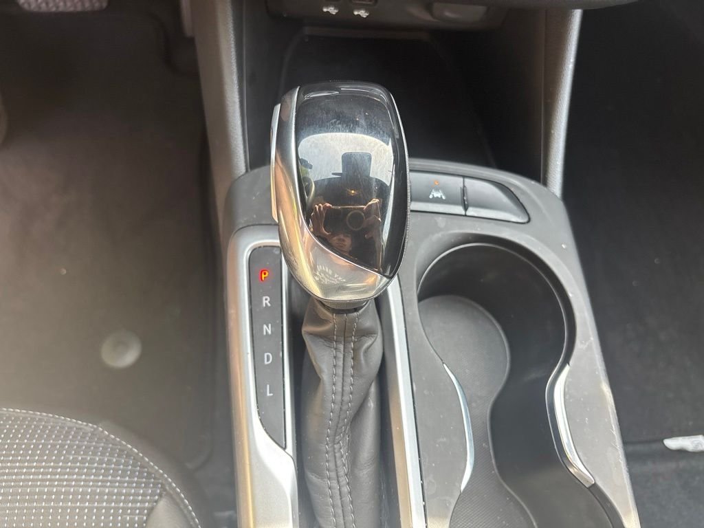 Used 2024 Ebony Twilight Metallic Buick Preferred image 17