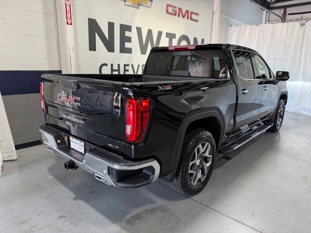 New 2026 Onyx Black GMC SLT image 36