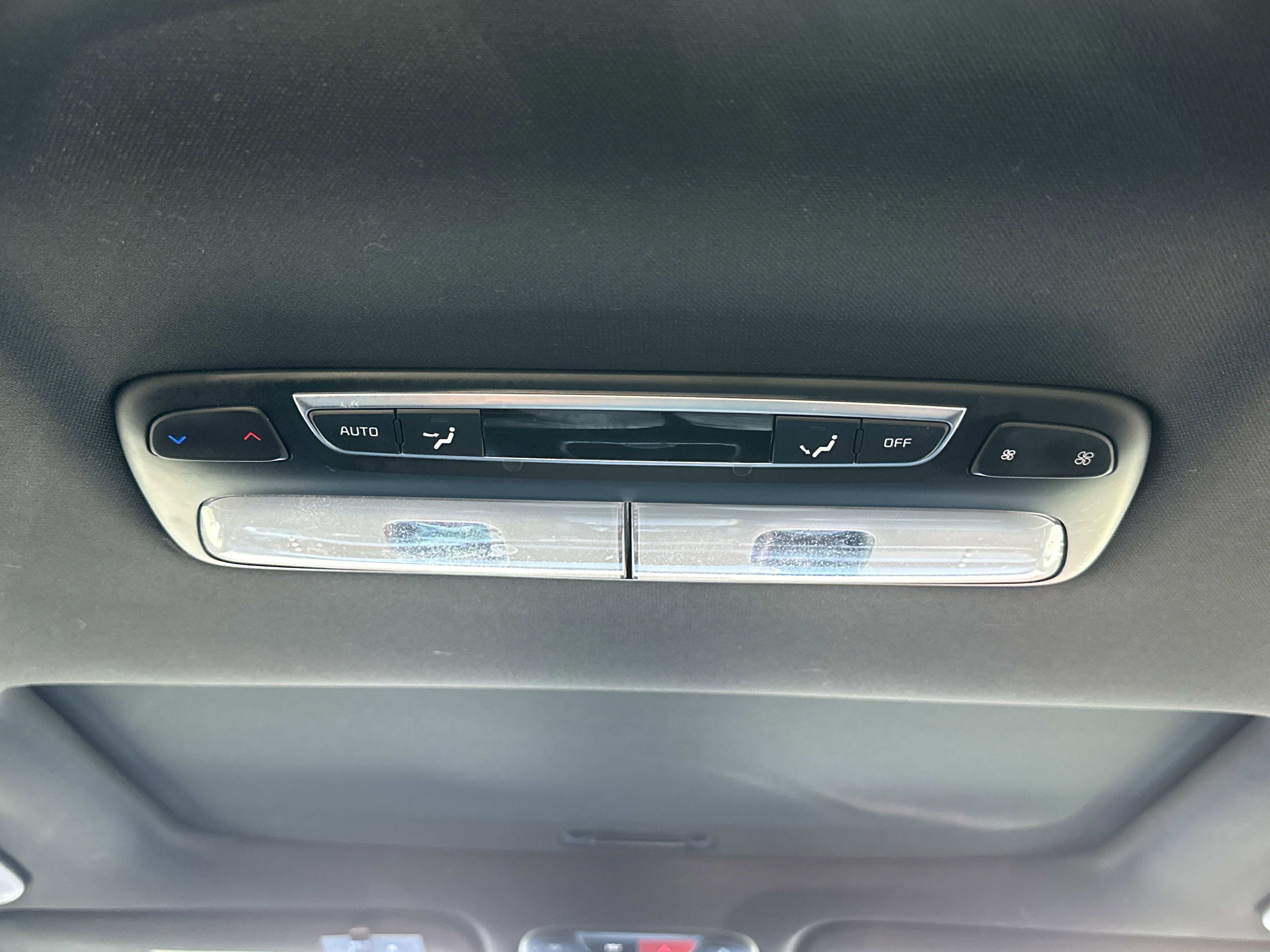 Used 2024 Wolf Gray Kia SX X-Line image 23