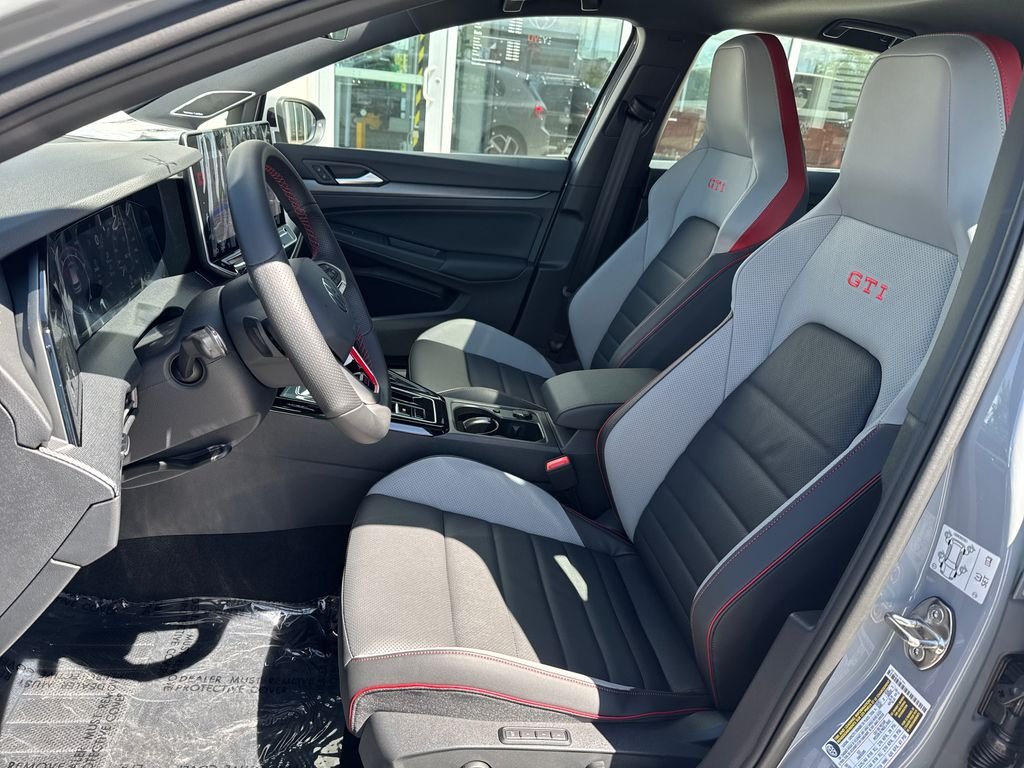 New 2026 Moonstone Gray Volkswagen 2.0T SE image 33