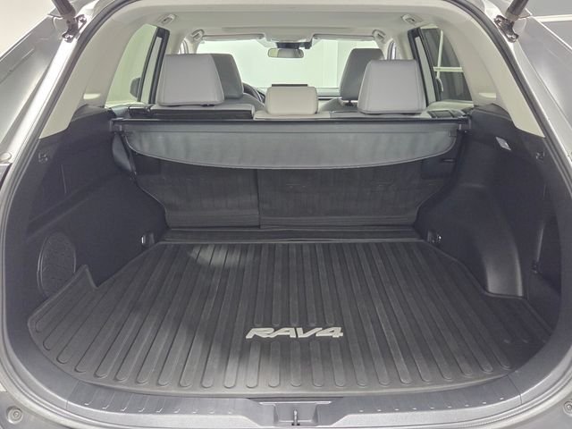 Used 2021 Silver Toyota XLE Premium image 12