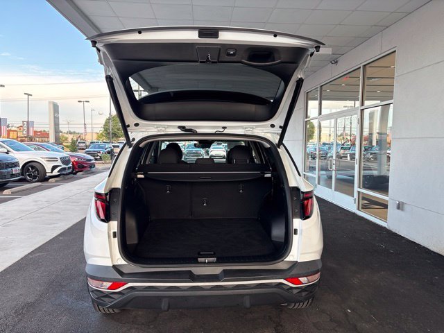 Used 2024 White Pearl Hyundai SEL image 32