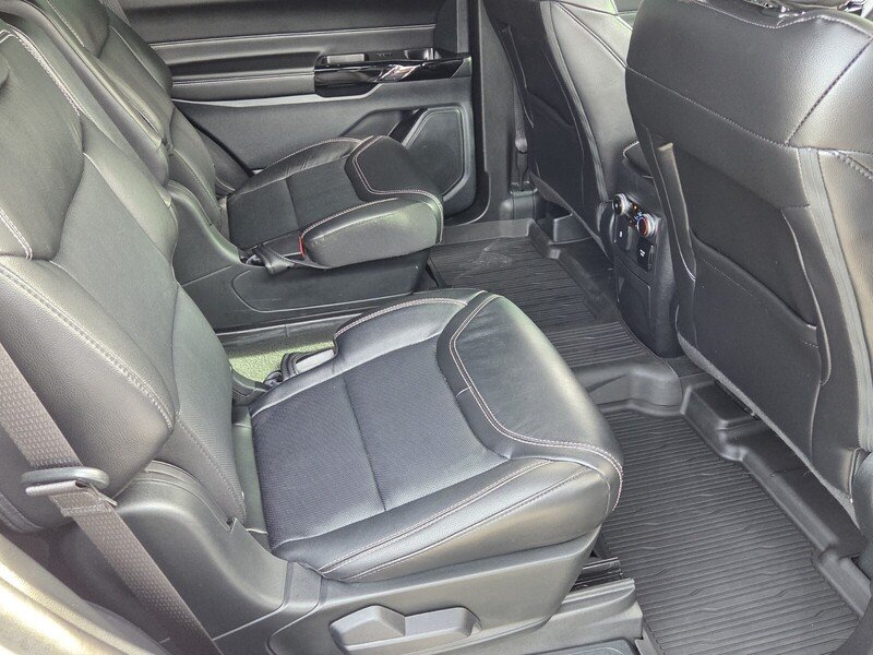 Used 2023 White Metallic FORD ST 4WD image 18