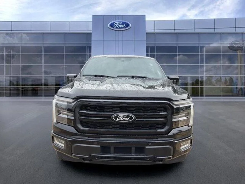 Used 2024 Agate Black Metallic Ford LARIAT image 3