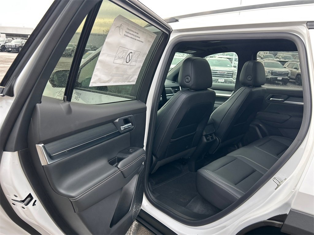 2026 GMC TERRAIN - Image 32