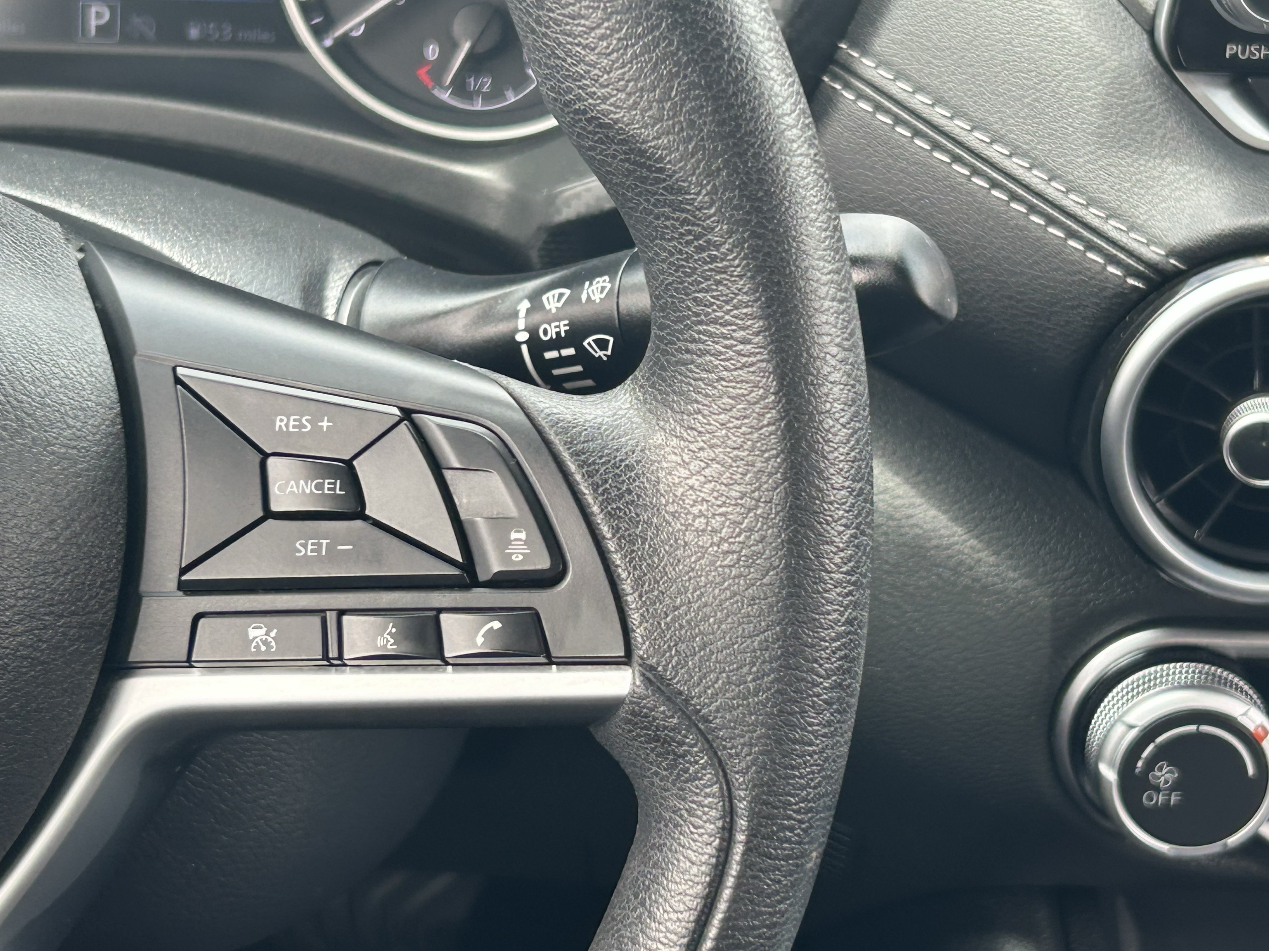 2024 Nissan Sentra SV - Photo 23