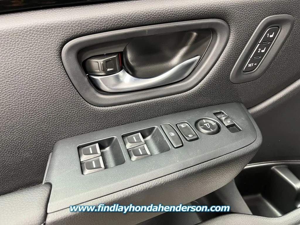 New 2026 Sonic Gray Pearl Honda EX-L image 13
