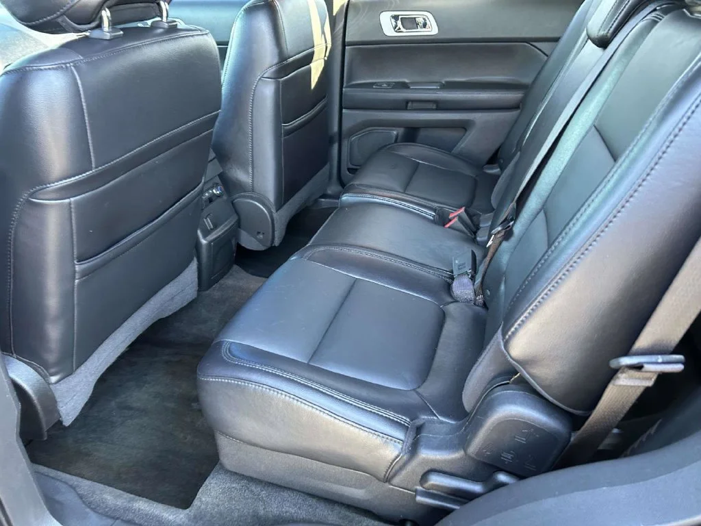 Used 2013 Black Ford XLT image 12