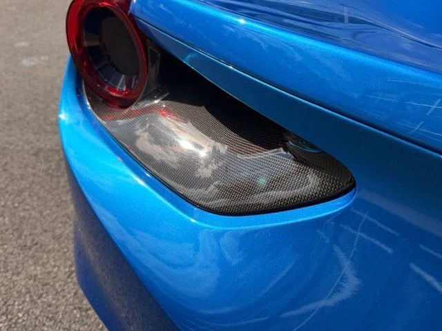 Certified Used 2017 Blu Corsa Ferrari Base image 43