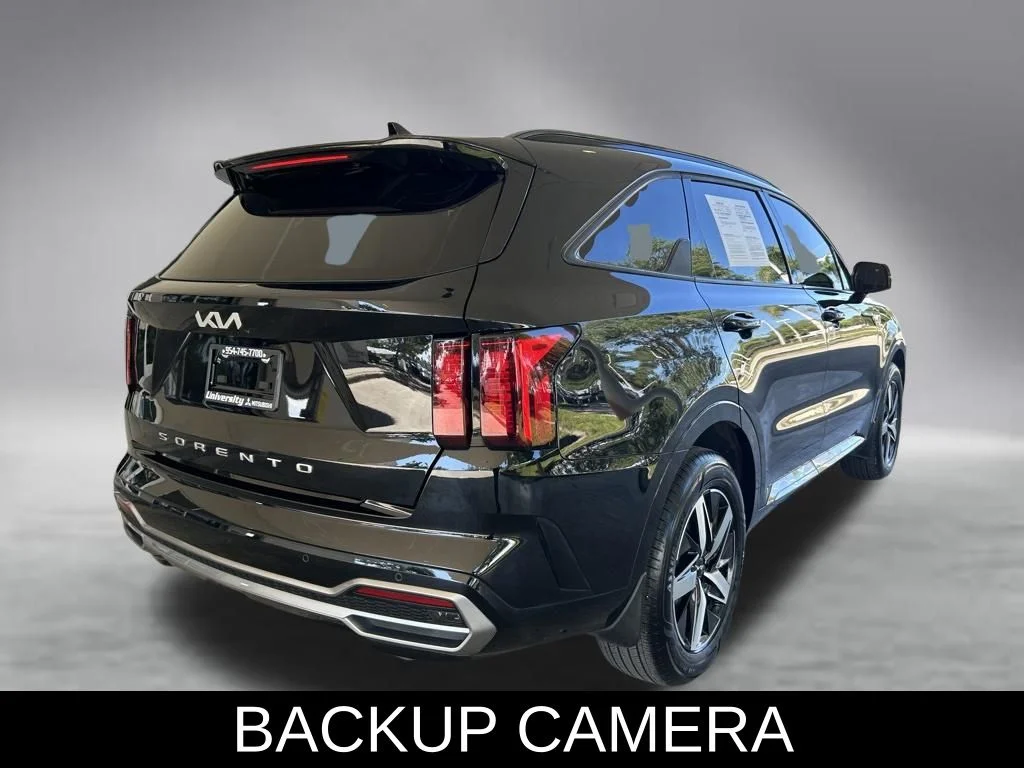 Used 2022 Black Kia EX image 4