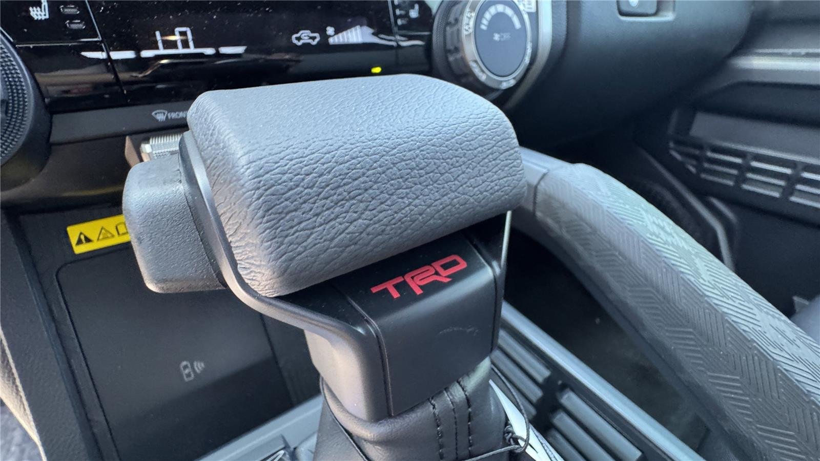 2025 Toyota Tacoma TRD Off Road - Photo 19