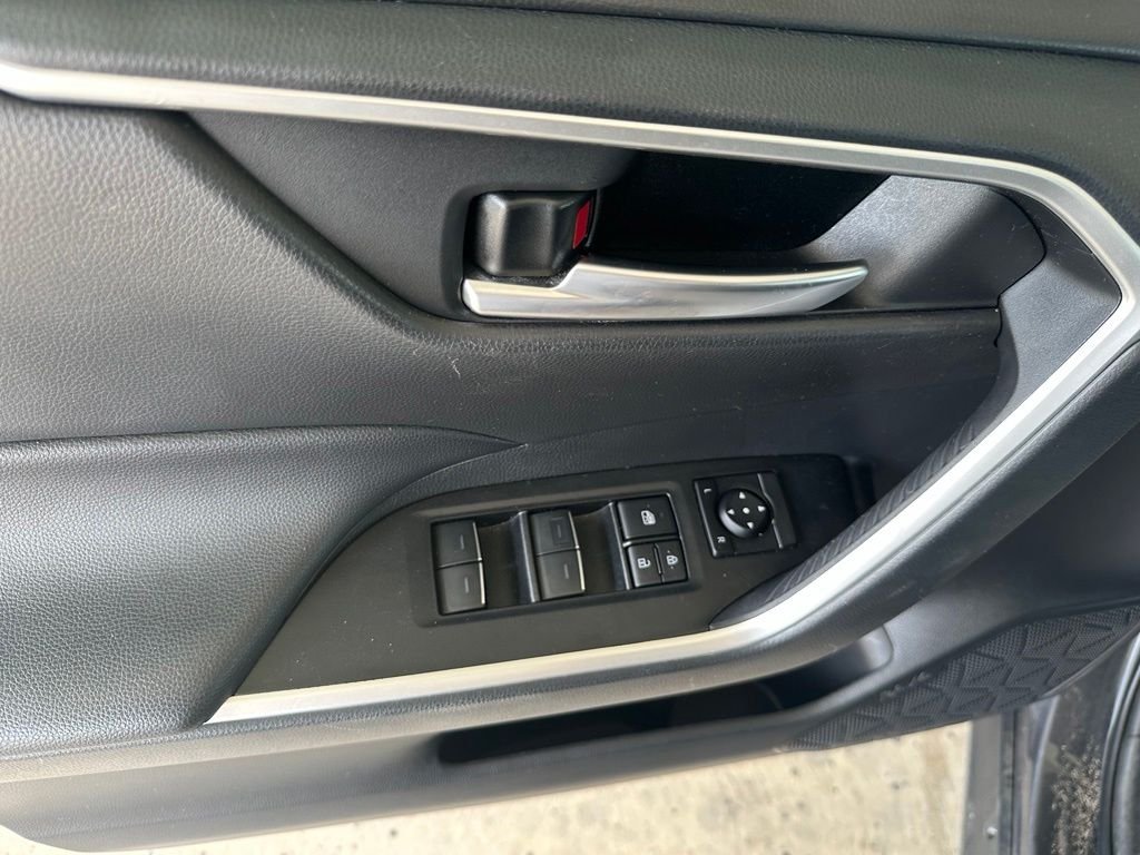 Used 2025 Gray Toyota XLE image 11