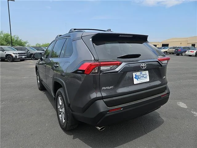 Used 2024 Gray Toyota XLE Front-Wheel Drive image 3