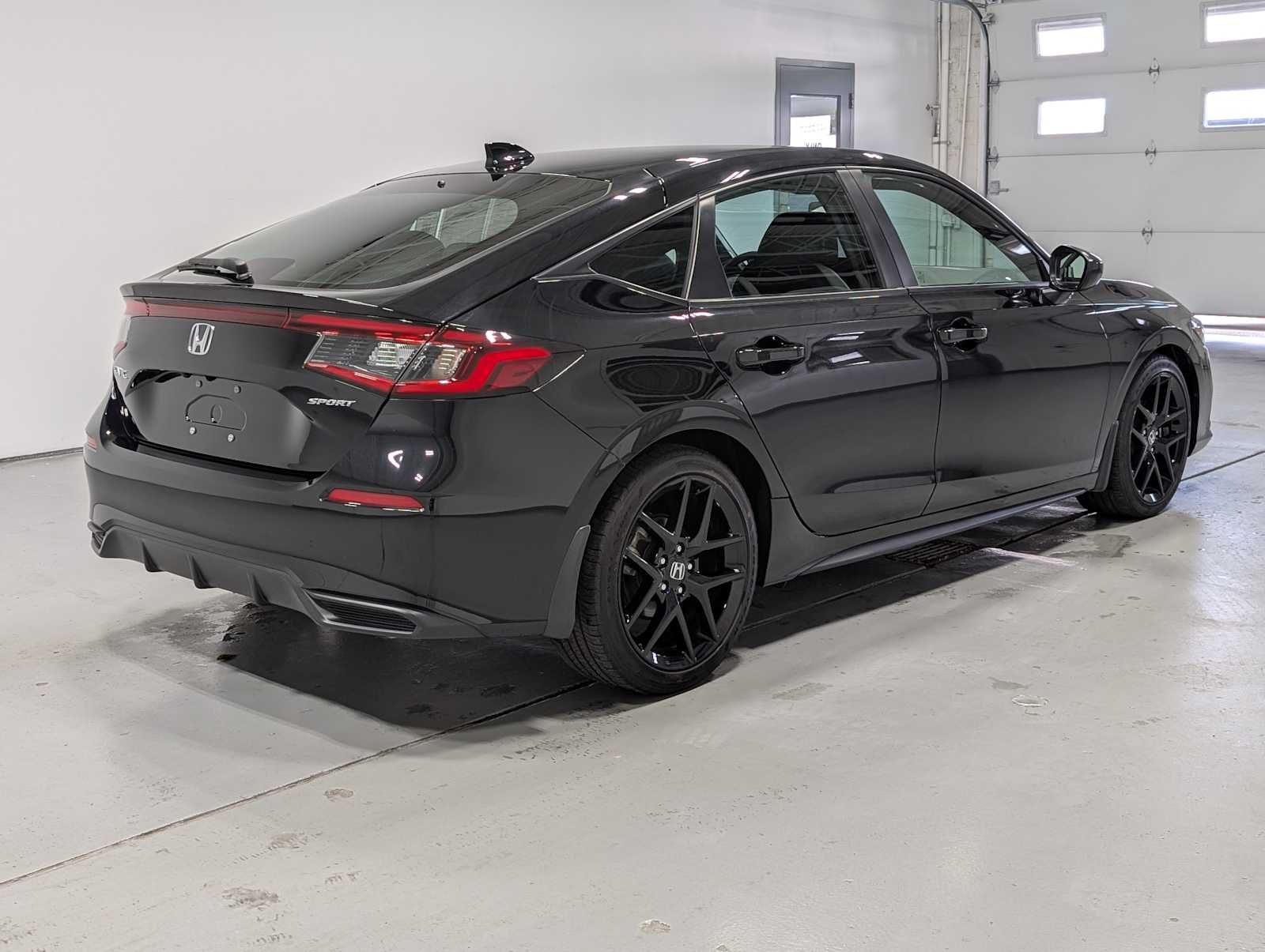 2024 Honda Civic Hatchback Sport - Photo 8