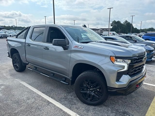 Used 2025 Gray Chevrolet LT Trail Boss image 1