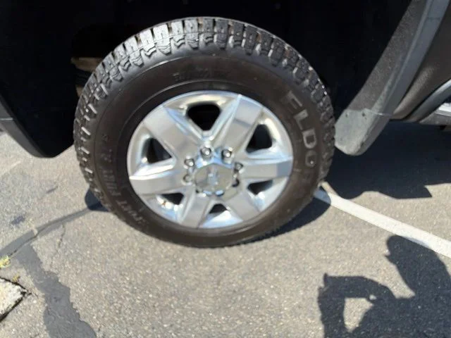 Used 2020 Black Chevrolet LTZ image 30