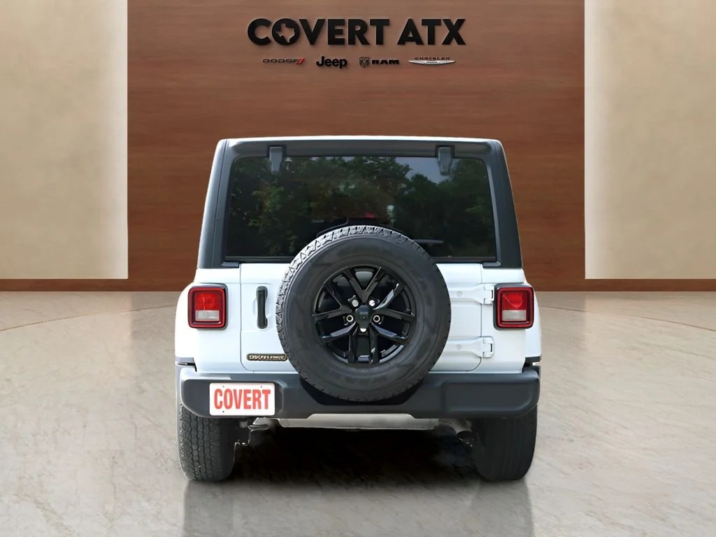 Used 2023 White Jeep Sport S image 4