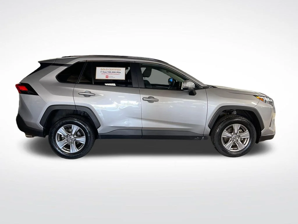 Used 2025 Silver Toyota XLE image 8