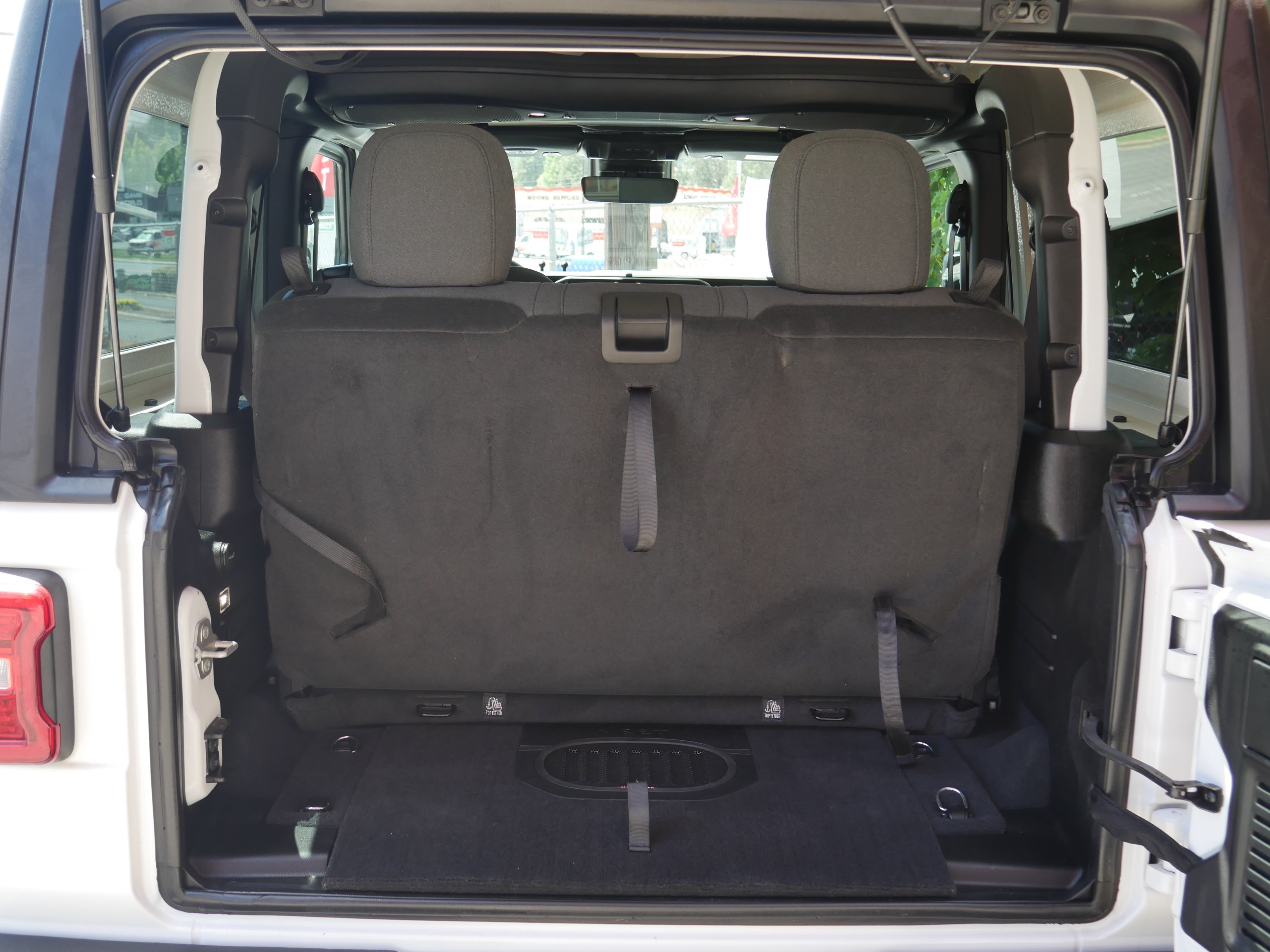 Certified Used 2024 Bright White Clearcoat Jeep Rubicon image 24