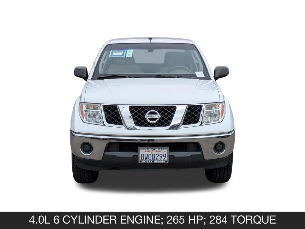 Used 2006 White Nissan SE image 4