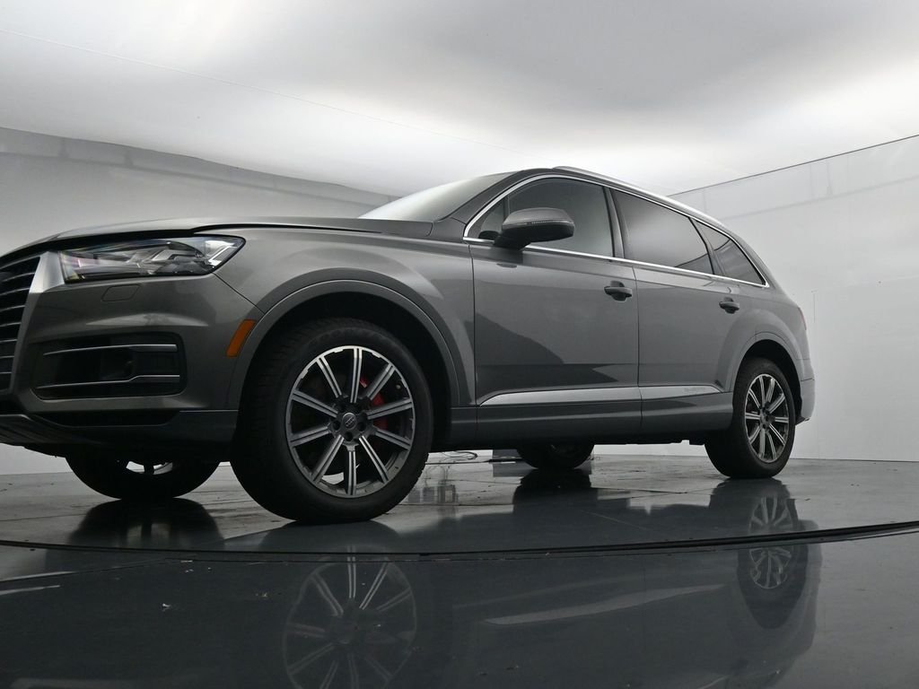 Used 2017  Audi 3.0T Premium Plus image 37