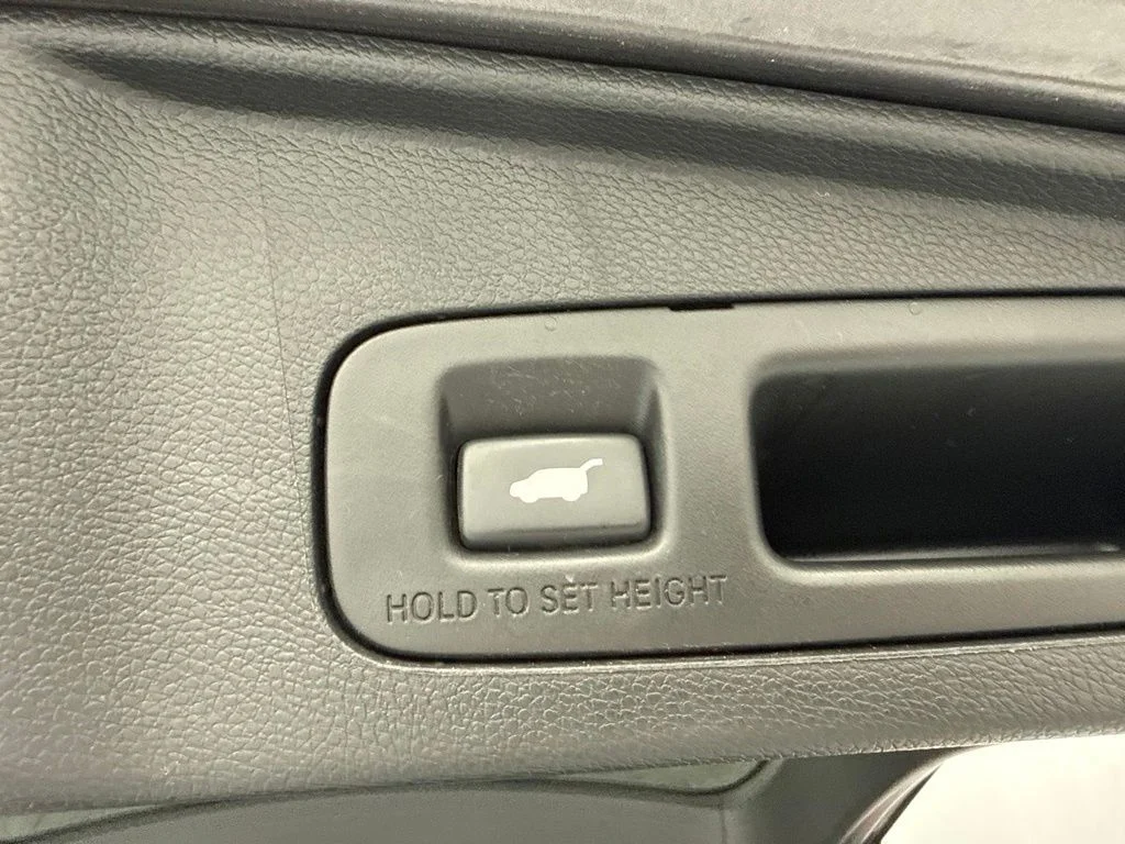 Used 2018  Honda EX-L image 11