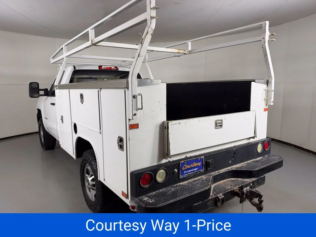 Used 2016 SUMMIT WHITE Chevrolet Work Truck image 9