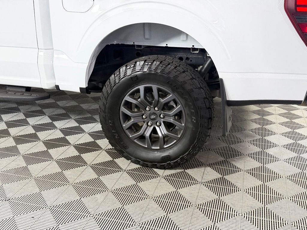 Used 2025 Oxford White Ford Tremor image 12