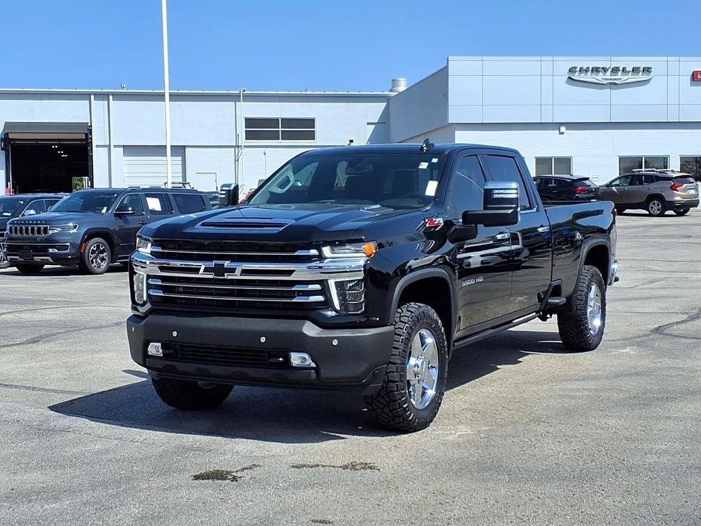 Used 2021 Chevrolet Silverado 3500HD LTZ with VIN 1GC4YUEY1MF264900 for sale in Kansas City