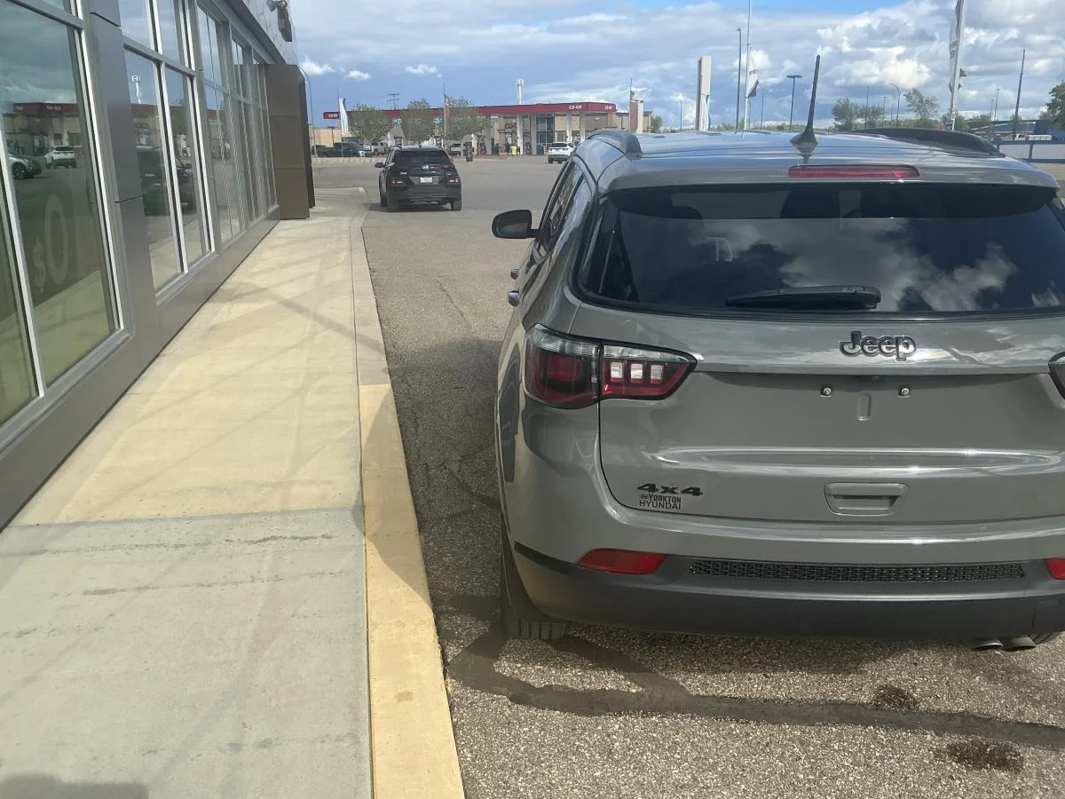 Used 2021 Grey Jeep Upland Edition image 35