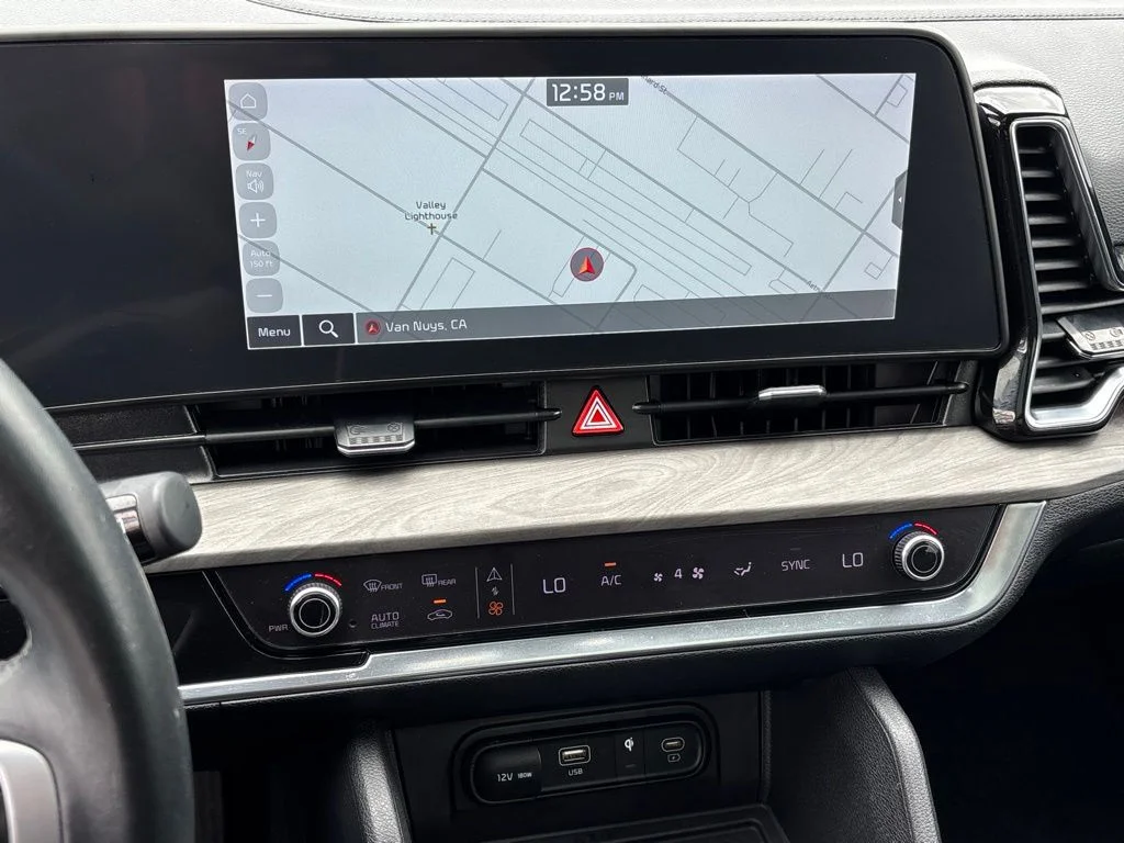 Used 2023 Glacial White Pearl Kia X-Line image 20