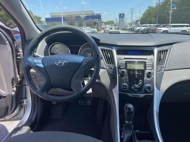 2013 Hyundai Sonata GLS - Photo 9