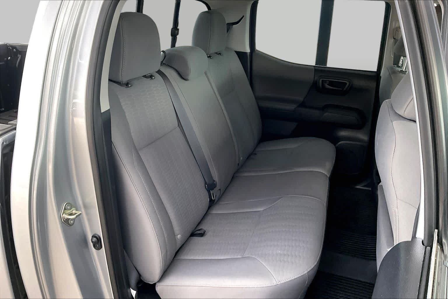 Used 2018 Silver Sky Metallic Toyota SR image 20