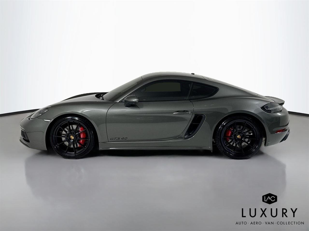 Used 2024 Aventurine Green Metallic Porsche GTS 4.0 | 18 way Seats | PDLS Lights | Premium Pkg image 9