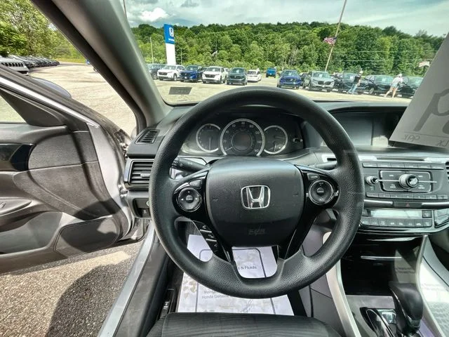 Used 2016 Silver Honda LX image 13