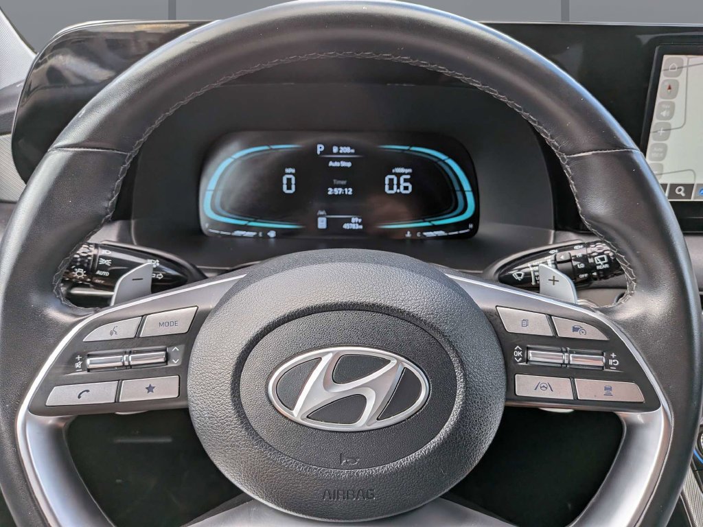 Certified Used 2025 Black Hyundai SEL image 38