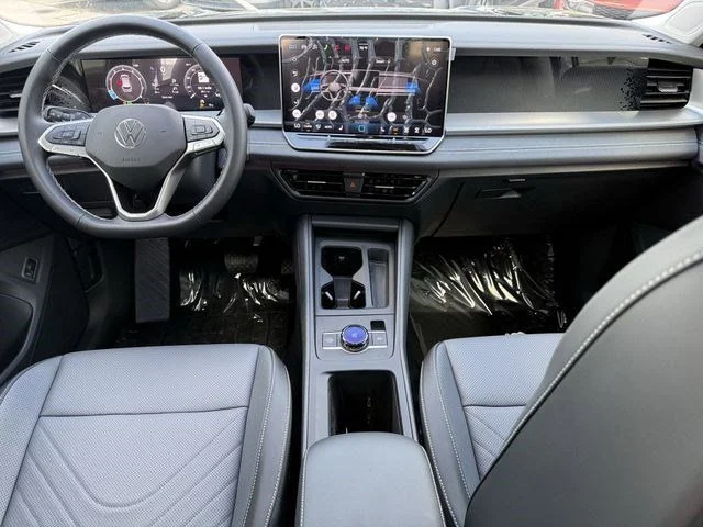 New 2026 Black Volkswagen 2.0T SE image 8