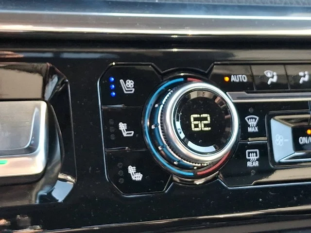 Used 2026 Blue GMC Denali image 25