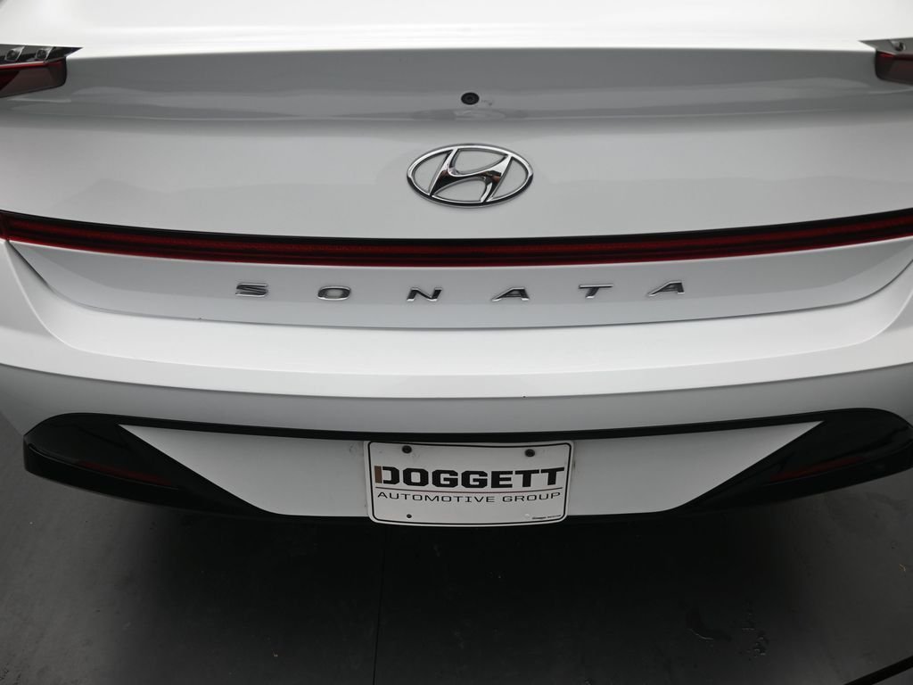 Used 2021 Gray Hyundai SEL Plus image 12