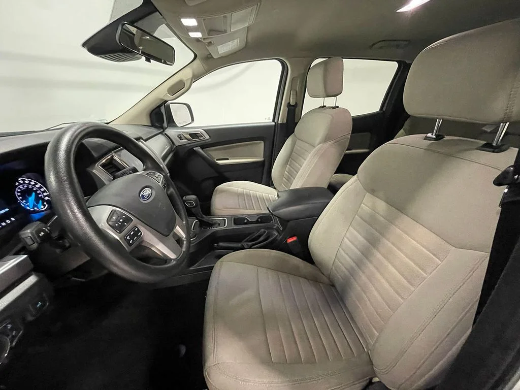 Used 2021 Green Ford XLT image 3